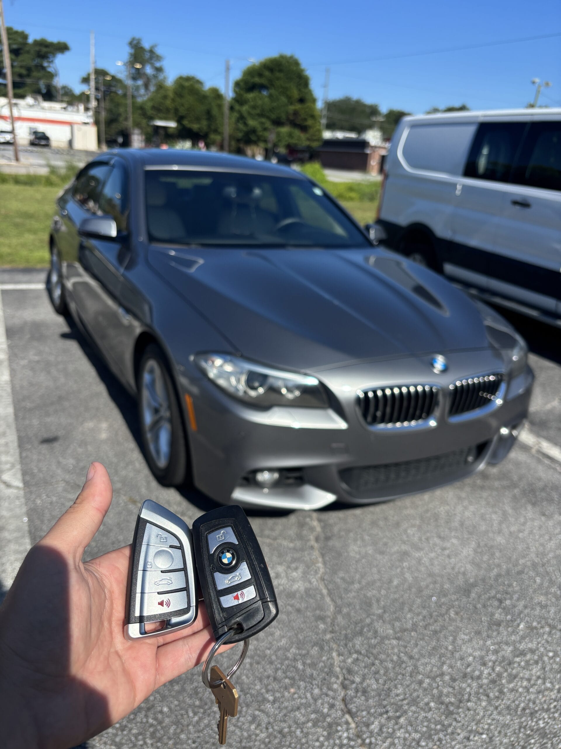 BMW key fob replacement service in Charleston