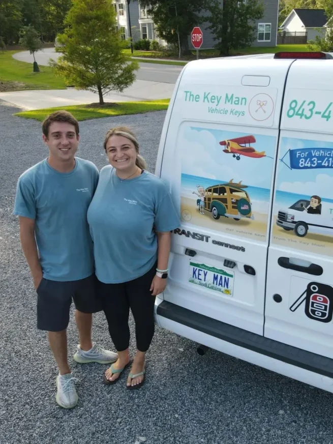 Mobile automotive locksmith in Charleston replacing a lost car key on site